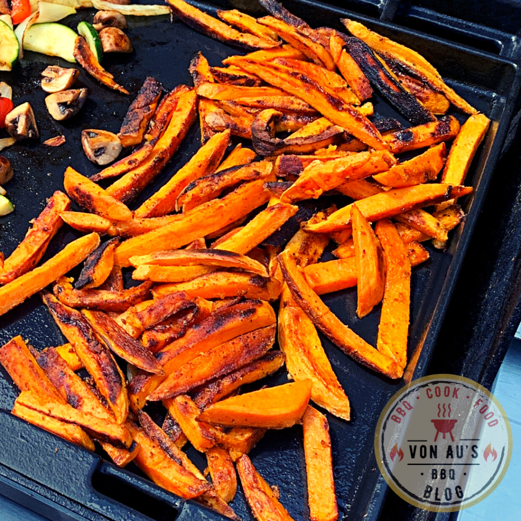 Süßkartoffel-Pommes vom Grill