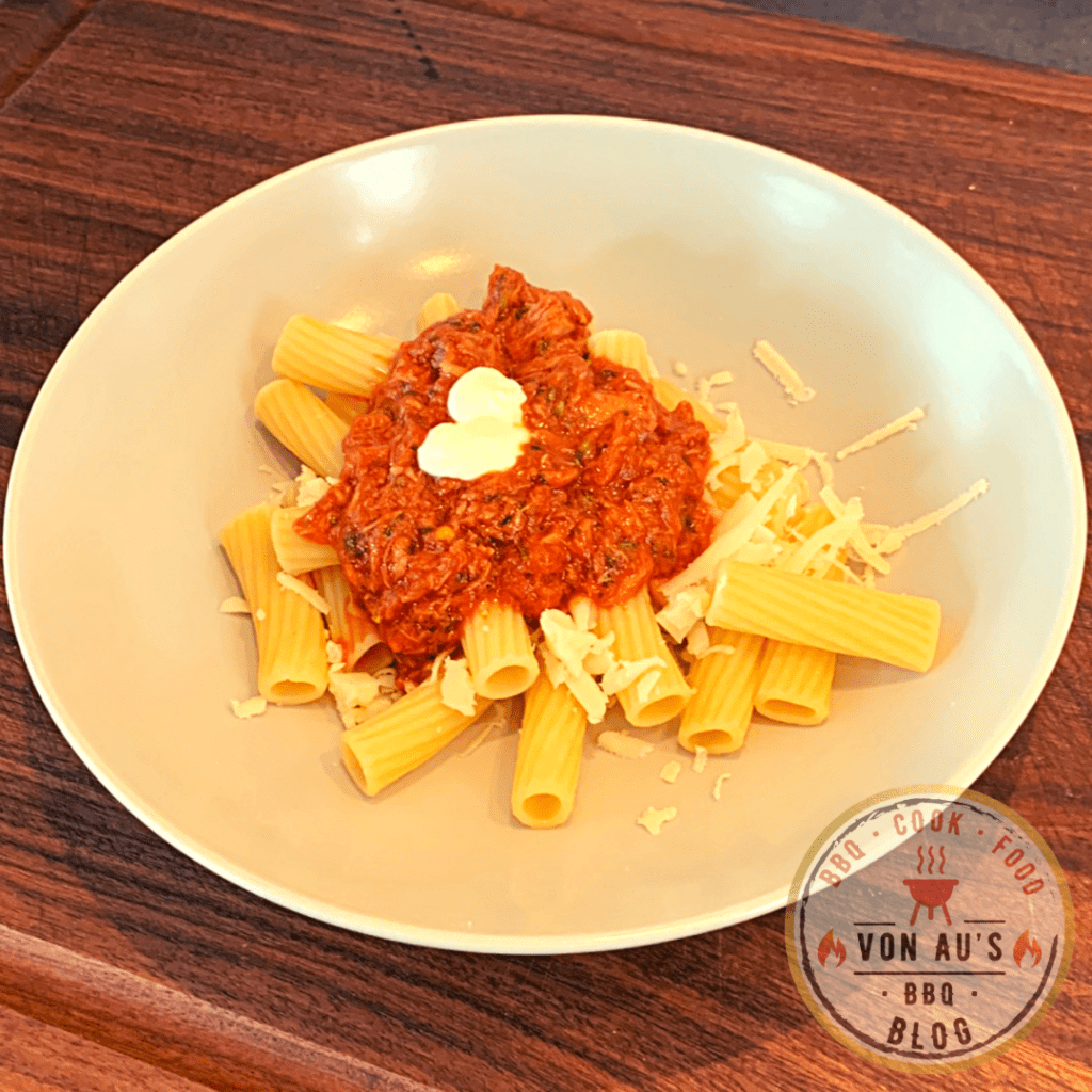 Tortiglioni al Bronzo | Thunfisch | Tomatensoße&nbsp;Arrabbiata