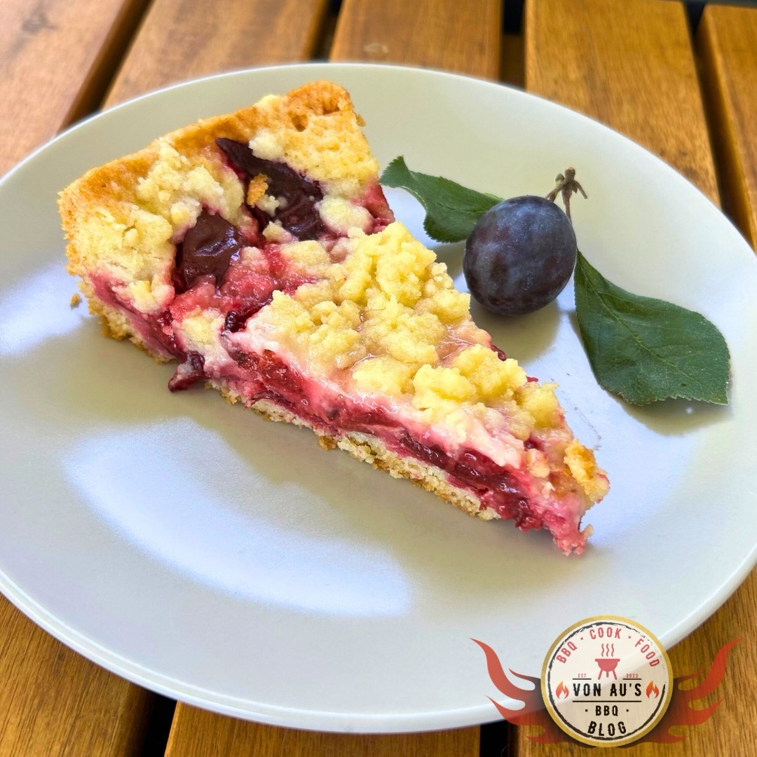 Pflaumen-Streuselkuchen im Big Green Egg