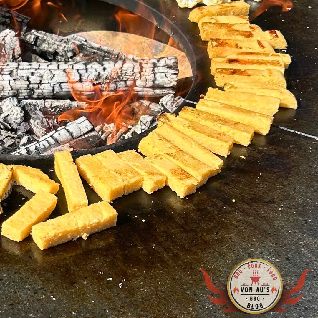 Knusprige Polenta-Sticks mit Zitrone
