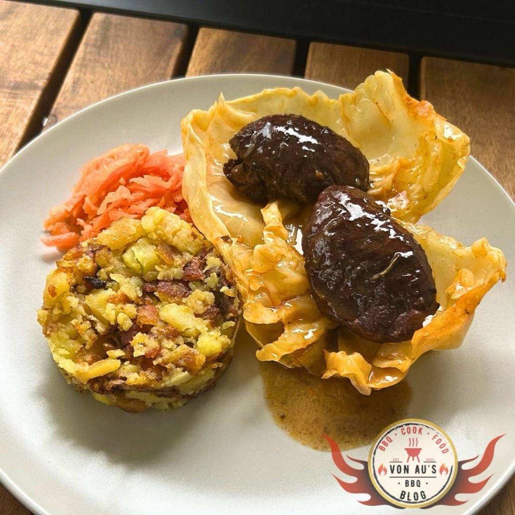 Zart geschmorte Schweinebacken vom Big Green&nbsp;Egg