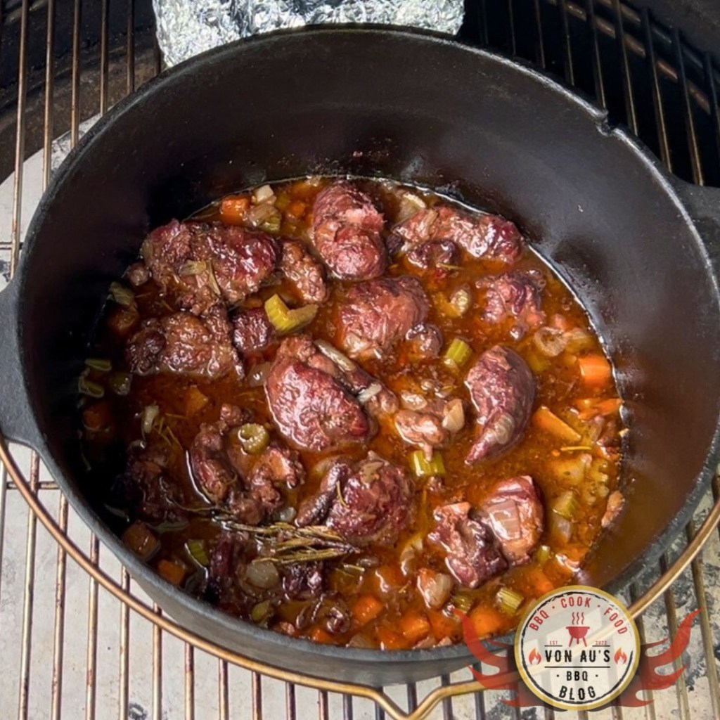 Zart geschmorte Schweinebacken