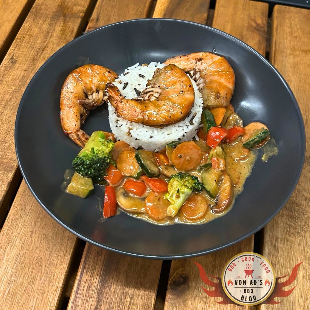 Wok-Gemüse mit Garnelen, Kokos & Roasted Sesam