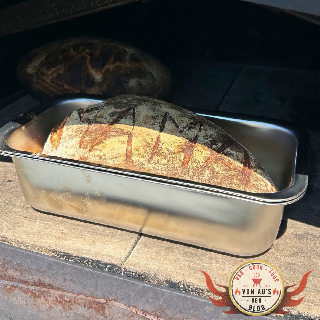 Rustikales Holzofenbrot mit Flohsamenschalen